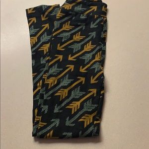 LuLaRoe child leggings